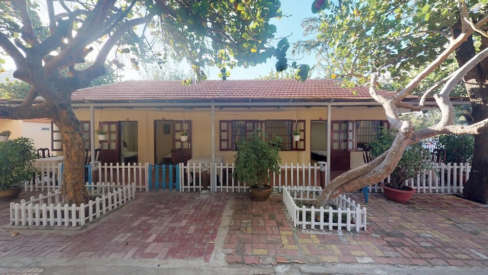 Вунгтау: Lotus Seaside Bungalows