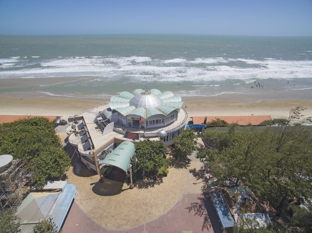 Вунгтау: Lotus Seaside Bungalows
