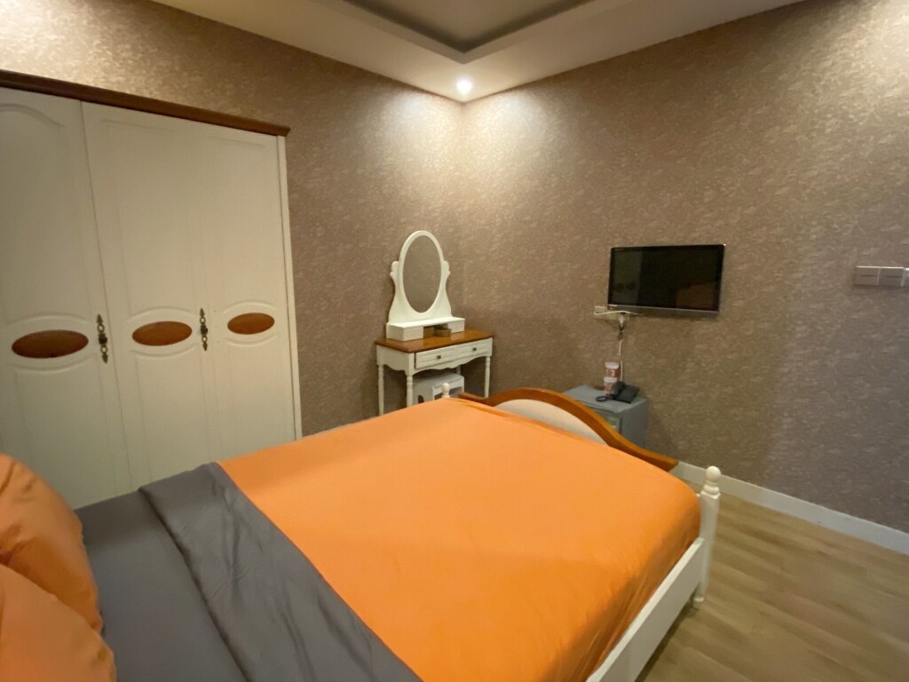 Хошимин: Spring Hotel