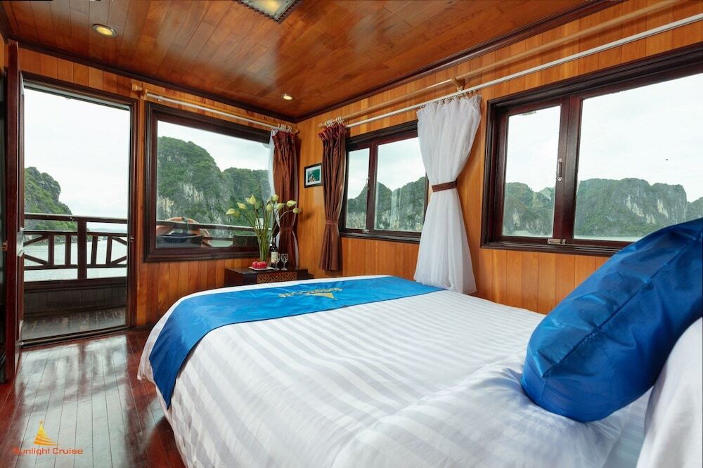 Хайфон: Sunlight Cruise