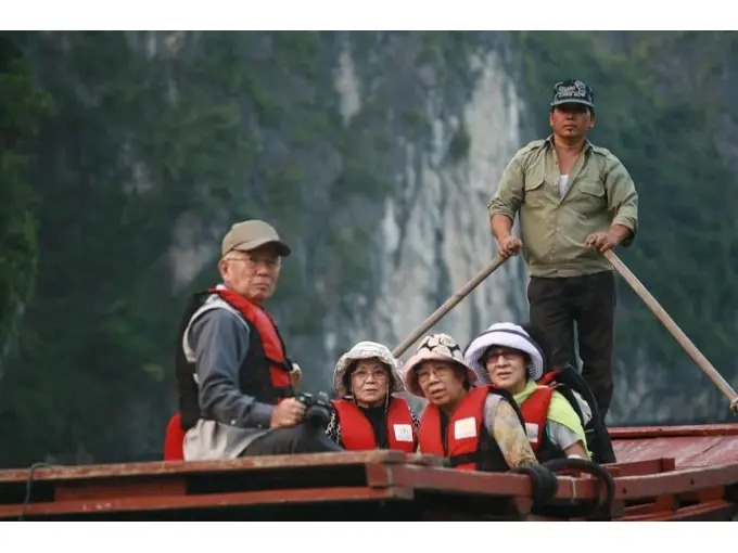 Халонг: Golden Star Cruise