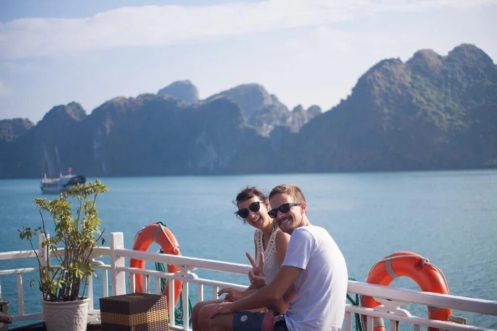 Халонг: Golden Star Cruise