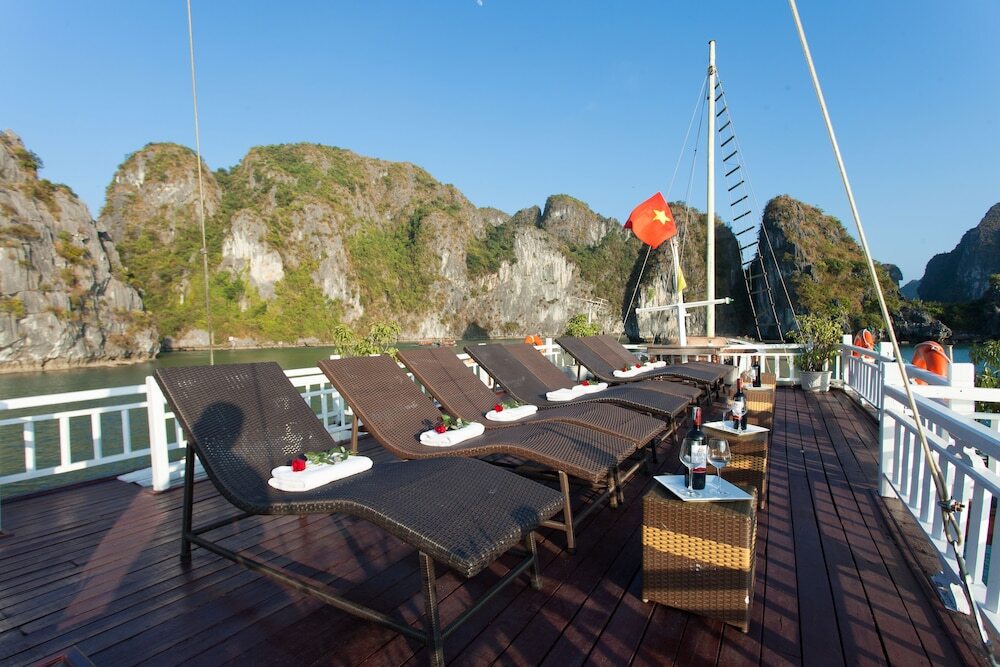 Халонг: Golden Star Cruise