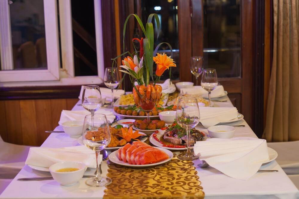 Халонг: Golden Star Cruise