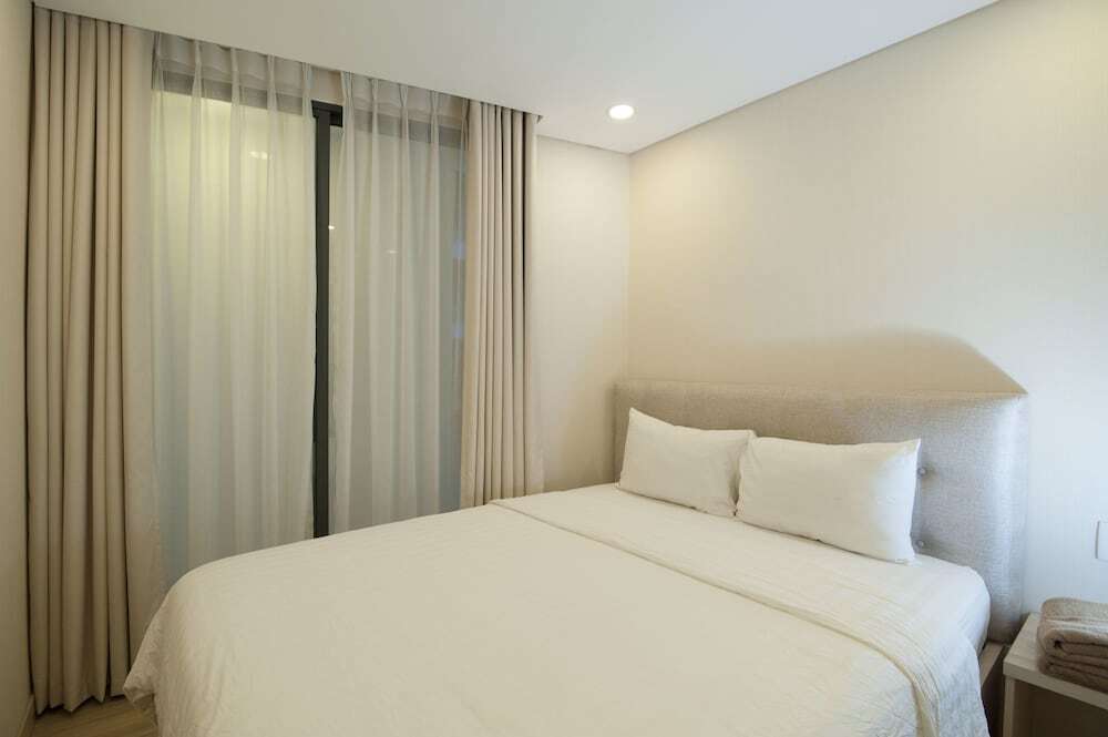 Golden Sands Service Apartment — фото 1