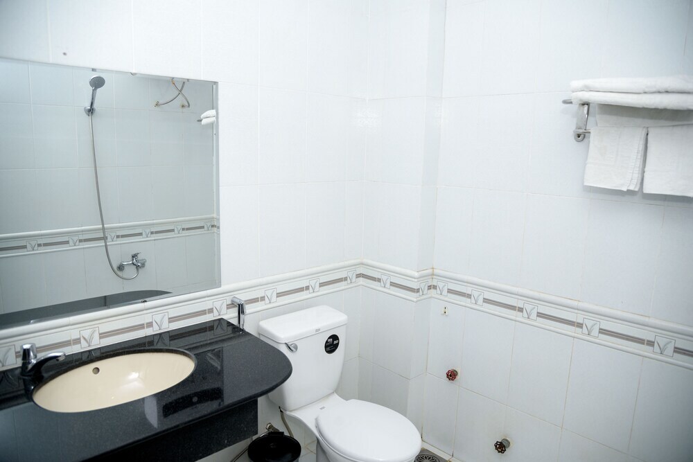 Биен-Хоа: Ha Trinh Hotel