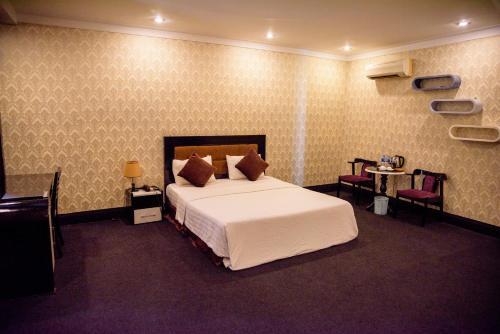 Ha Trinh Hotel — фото 4