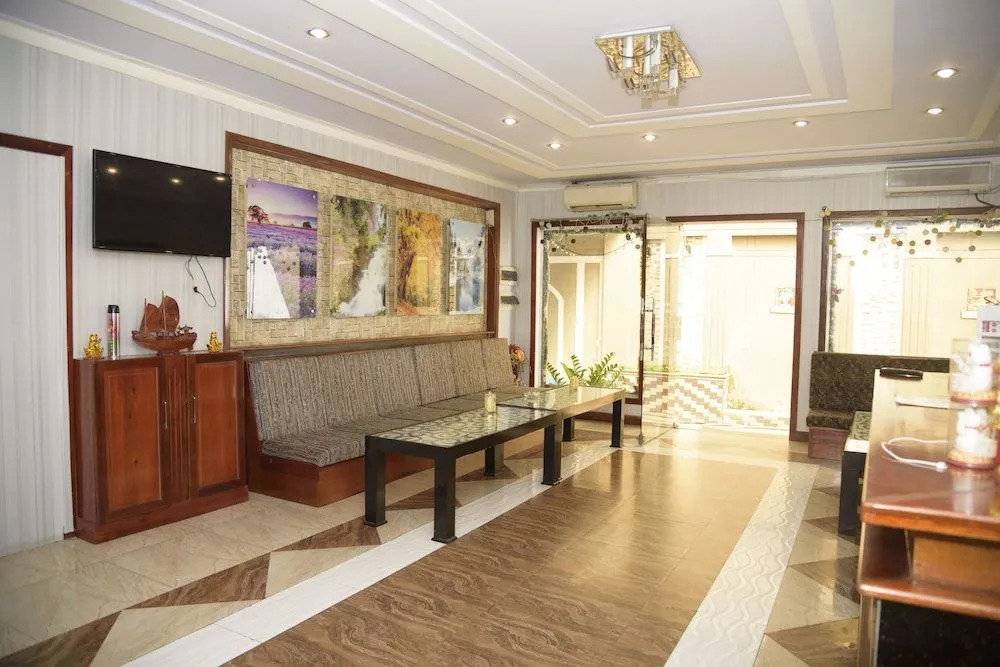 Биен-Хоа: Ha Trinh Hotel