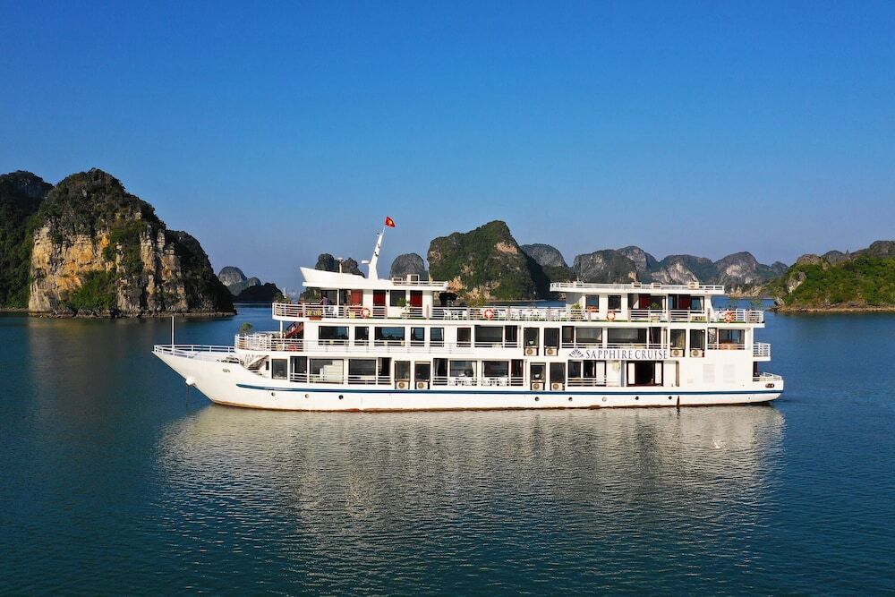 Халонг: Halong Sapphire Cruise