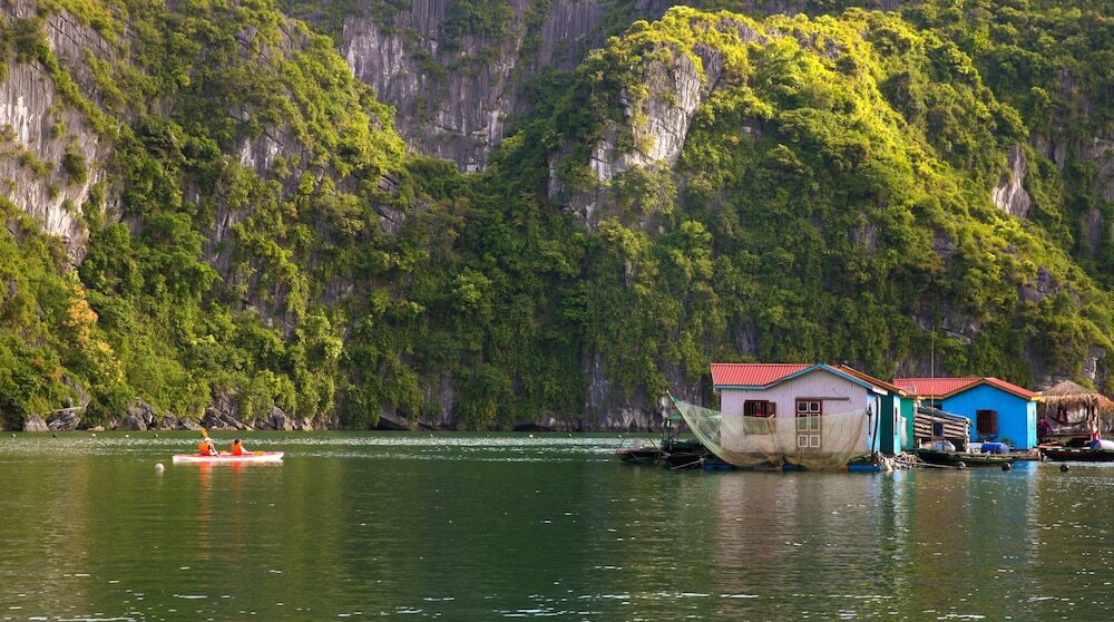 Халонг: Halong Sapphire Cruise