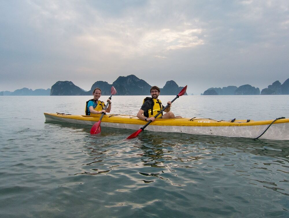Халонг: Halong Sapphire Cruise