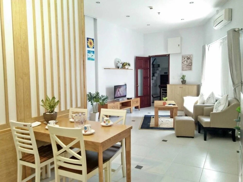 Хошимин: Lehome Serviced  Apartment