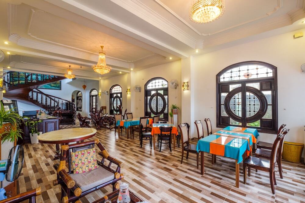 Хойан: OYO 121 Nipa Riverside Villa
