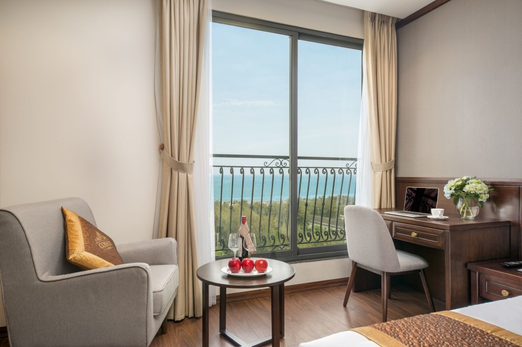 Дананг: Cosmos Hotel Danang