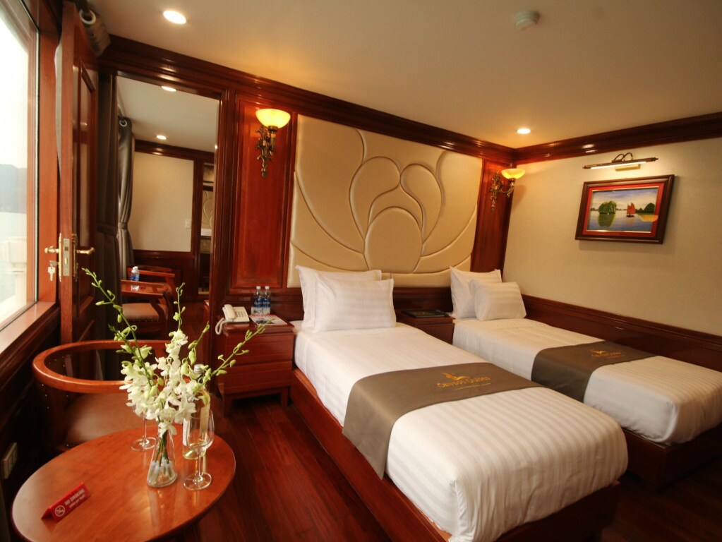 Ханой: Calypso Cruises