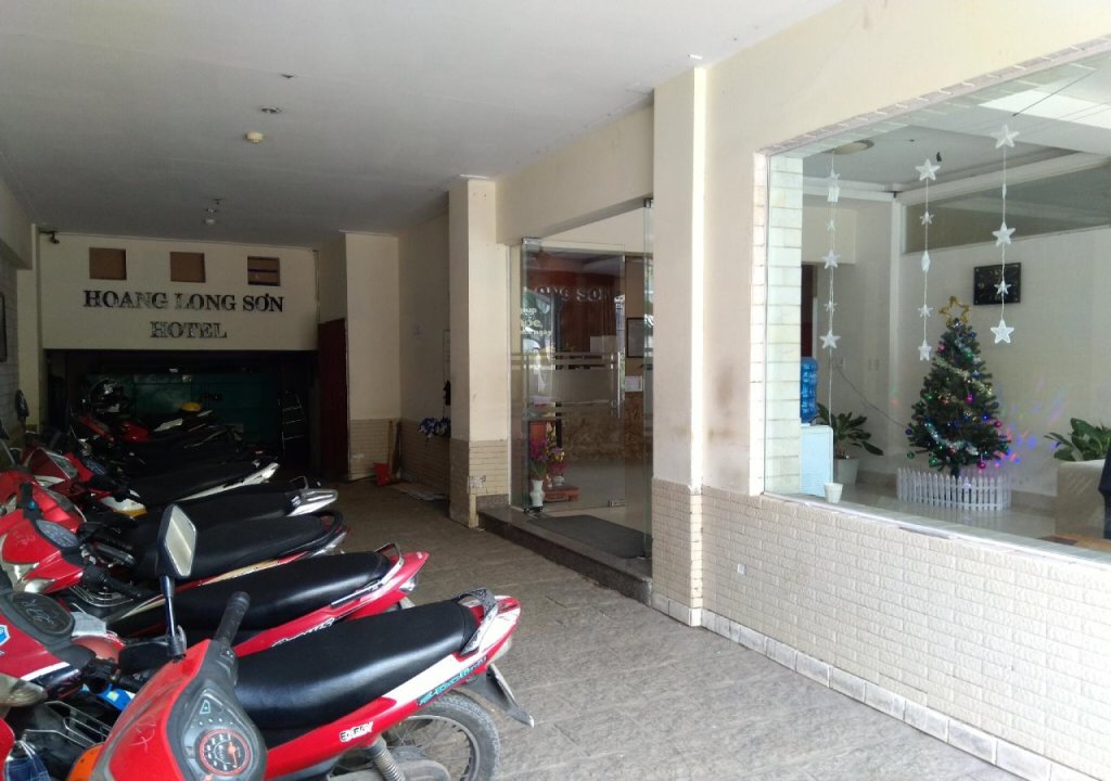 Хошимин: The Six Hotel Hoang Long Son 3