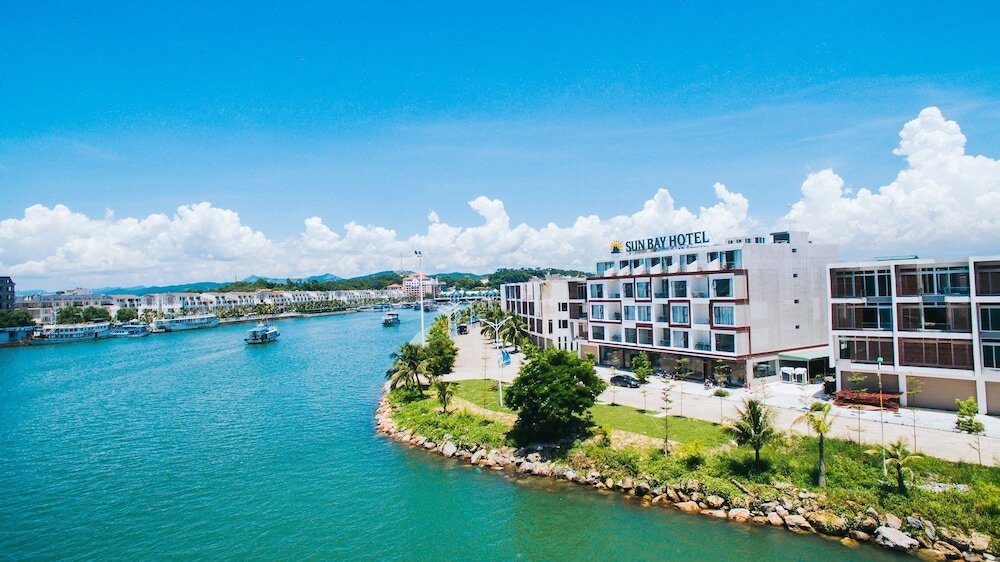 Халонг: Sun Bay Hotel