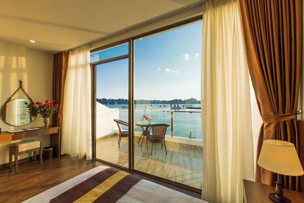 Халонг: Sun Bay Hotel
