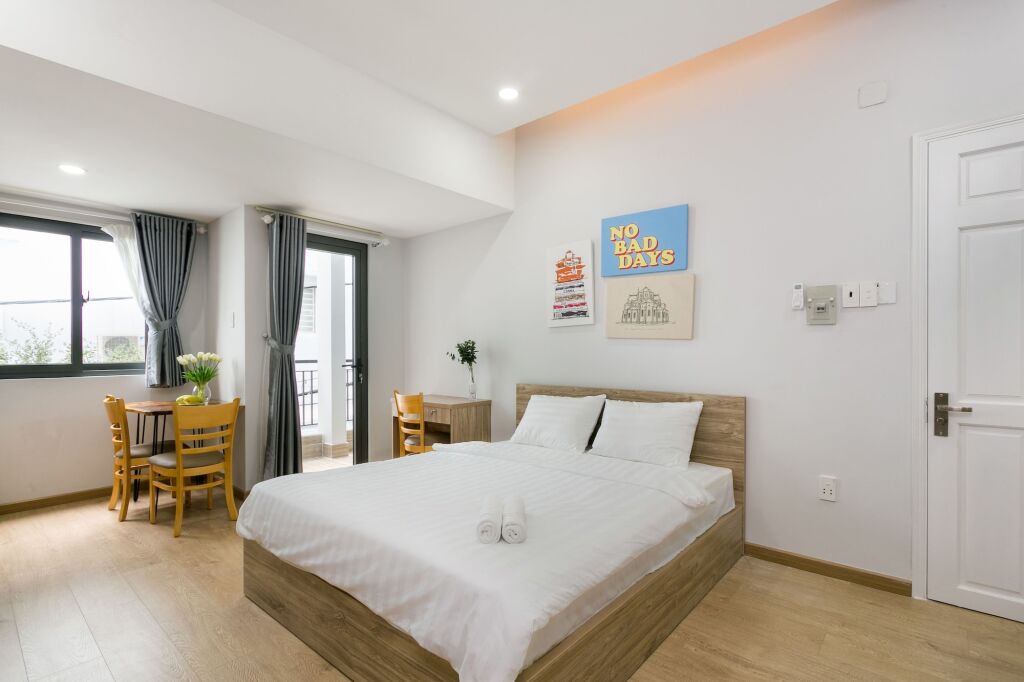 Хошимин: Your Home Serviced Apartment