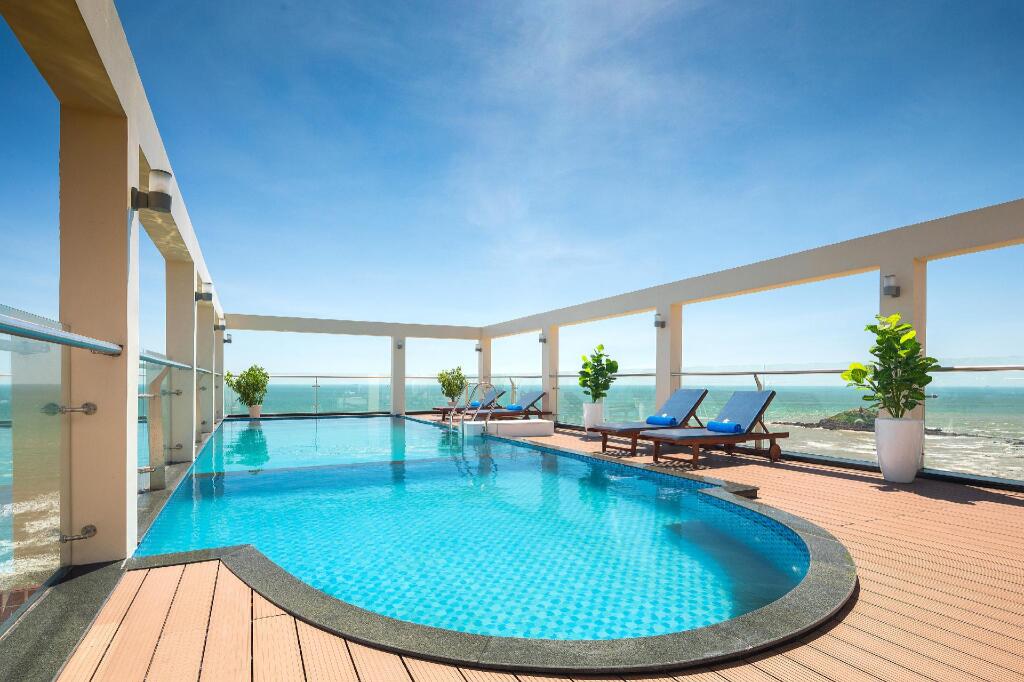 Вунгтау: Nolis Hotel