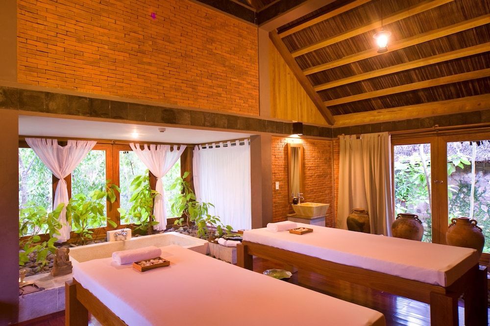 Хюэ: Pilgrimage Wellness Retreat
