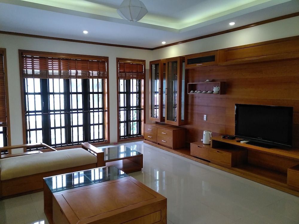 Халонг: Halong & Me Hometel