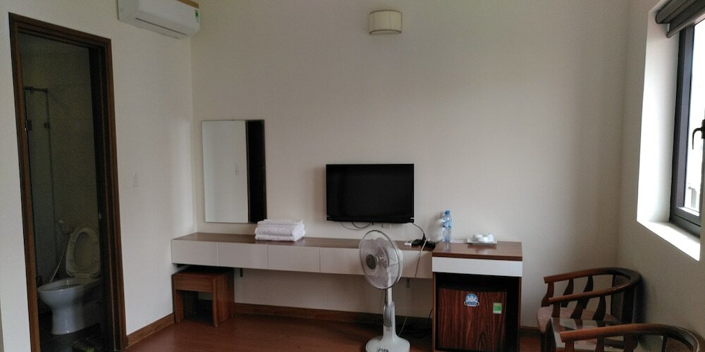 Халонг: Halong & Me Hometel