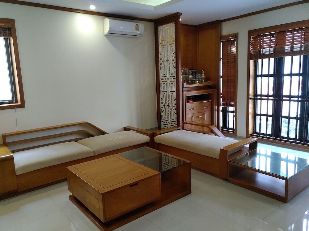 Халонг: Halong & Me Hometel