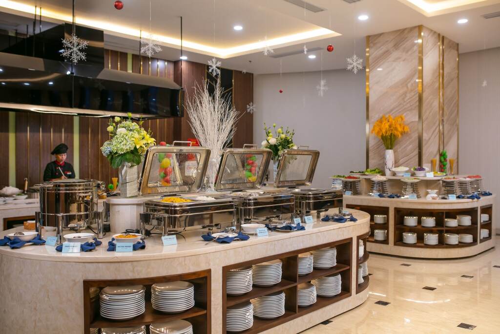 Халонг: Ha Long Marina Hotel