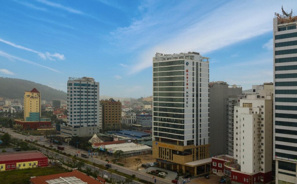 Халонг: Ha Long Marina Hotel