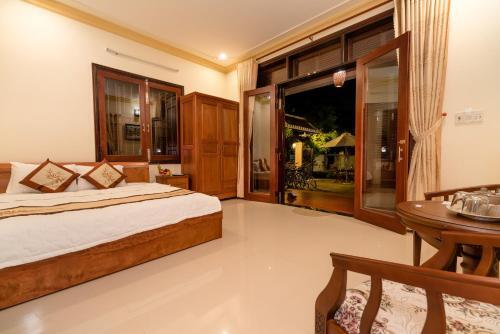 Хойан: Tonkin Creeper Flower Villa