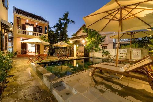 Хойан: Tonkin Creeper Flower Villa