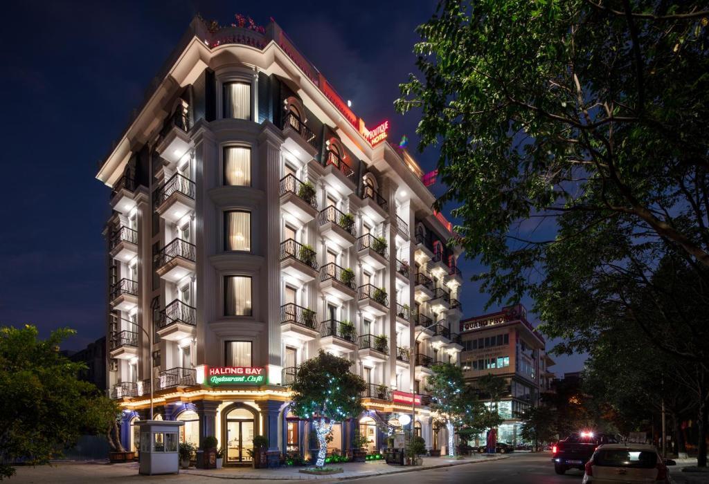 Халонг: Halong Boutique Hotel