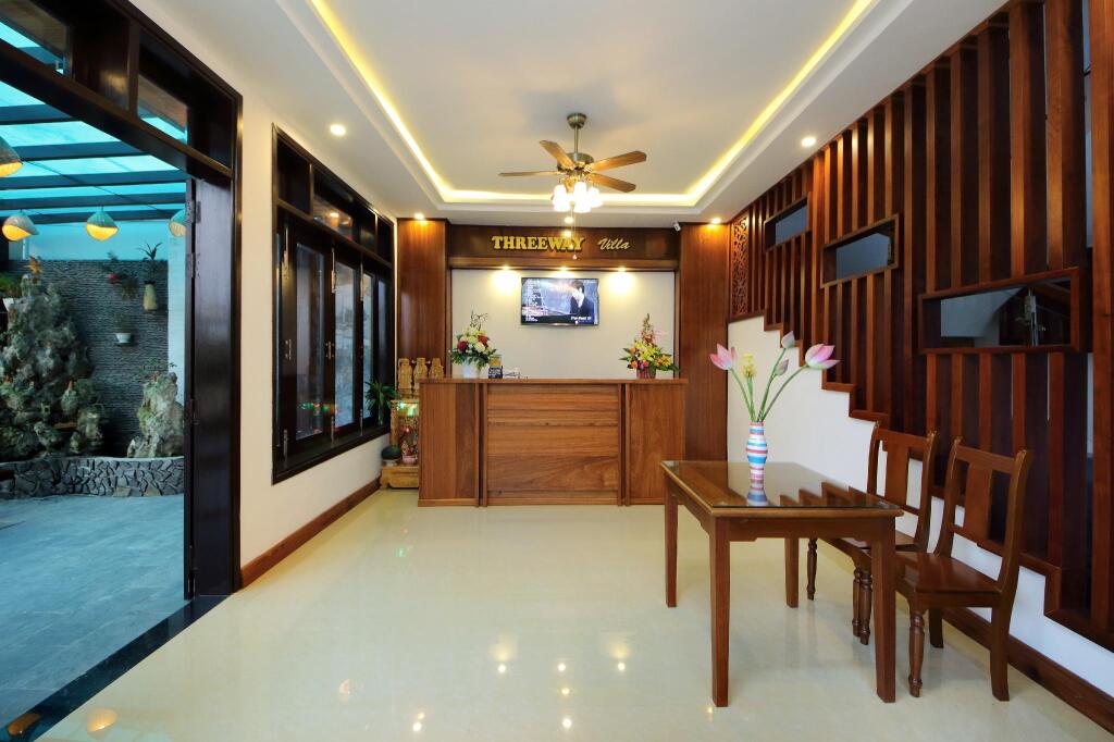 Threeway Riverside Villa — фото 1