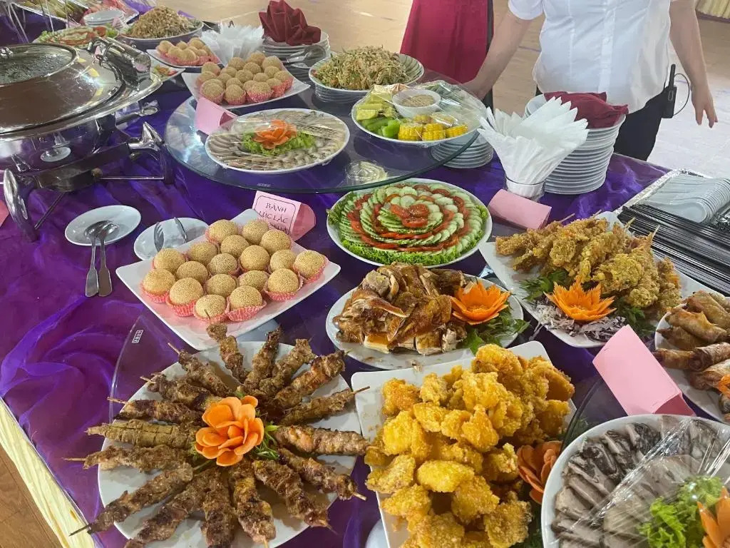 Хатинь: Ngan Ha Hotel