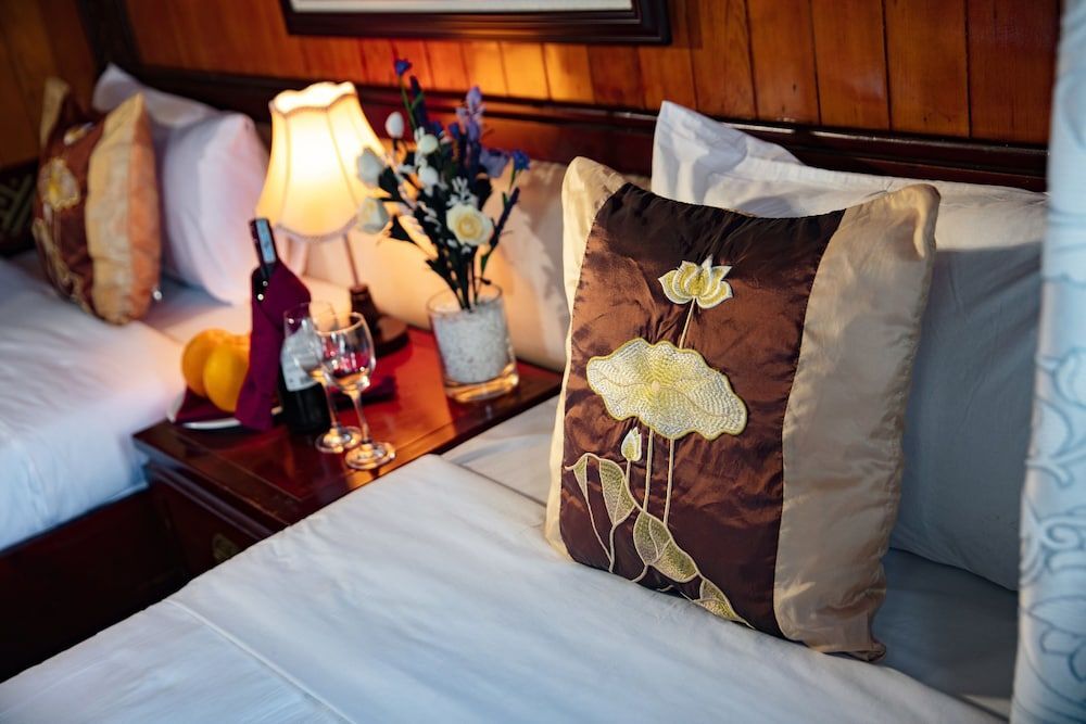 Халонг: Cozy Bay Cruise