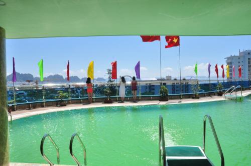 Халонг: Relax Ha Long Hotel