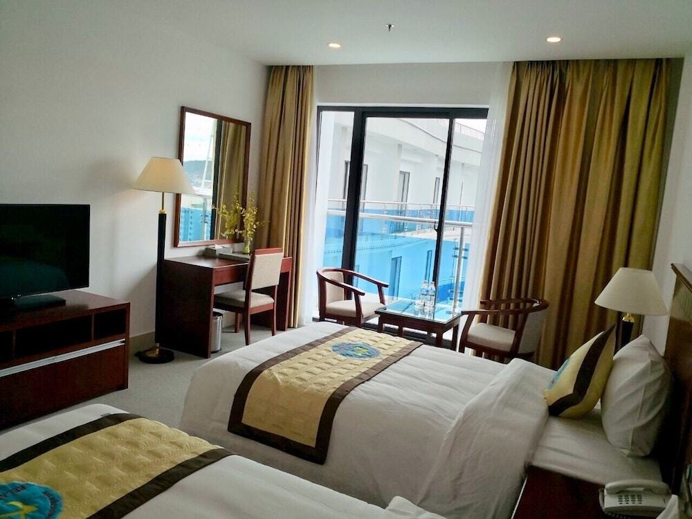 Халонг: Relax Ha Long Hotel