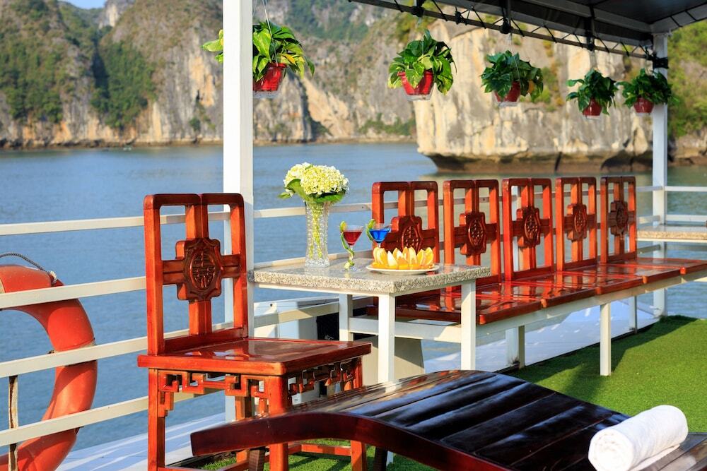 Халонг: Cozy Bay Classic Cruise