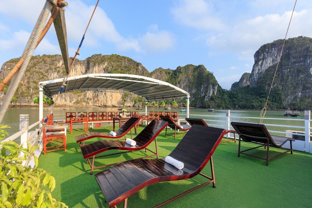 Халонг: Cozy Bay Classic Cruise