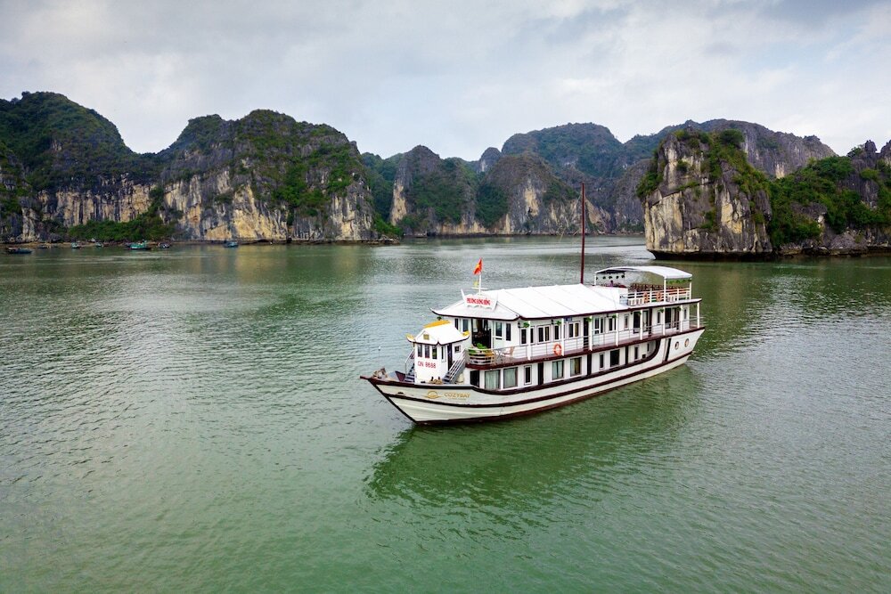 Халонг: Cozy Bay Classic Cruise