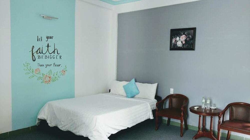 Дананг: Sinai House