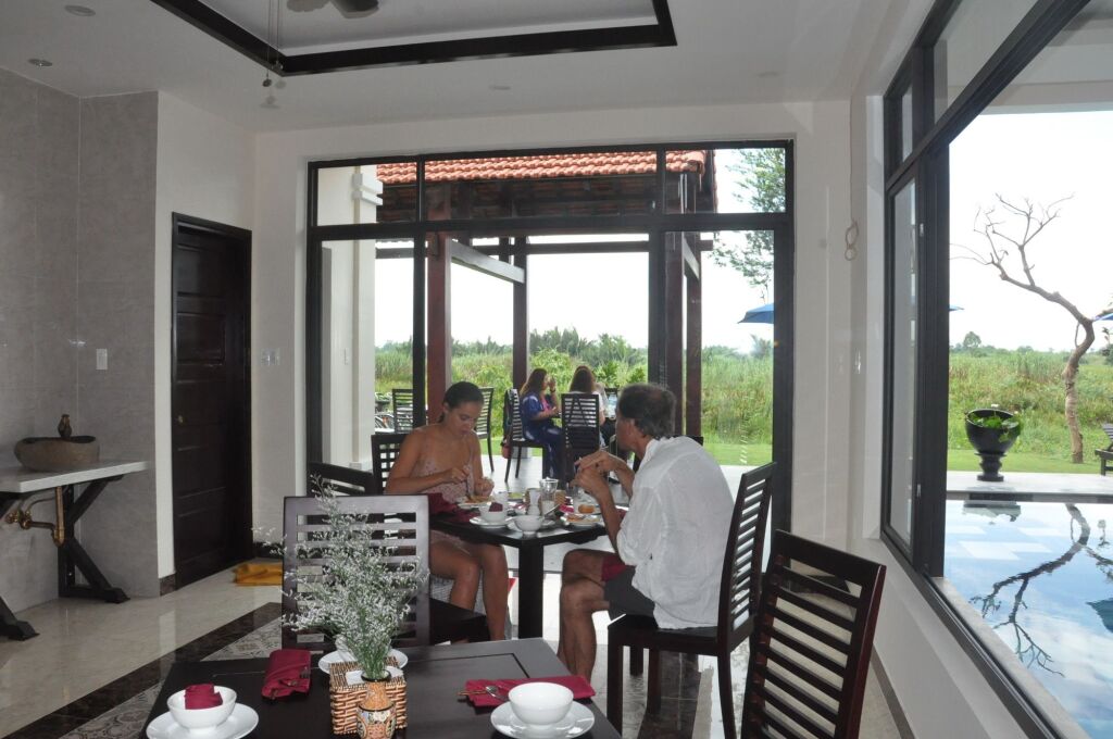 Хойан: The Quin Riverside Villa
