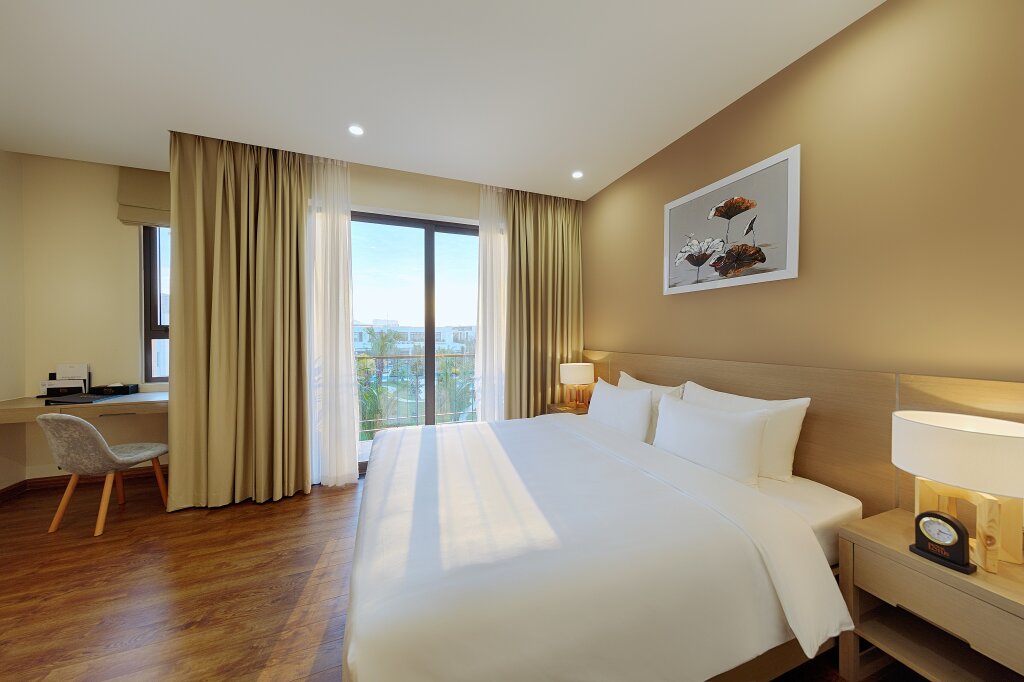 Халонг: Royal Lotus Ha Long Resort and Villas