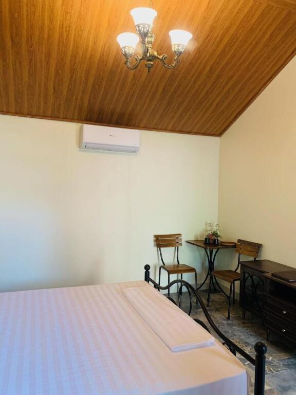 Зявьен: Dinh Gia Home