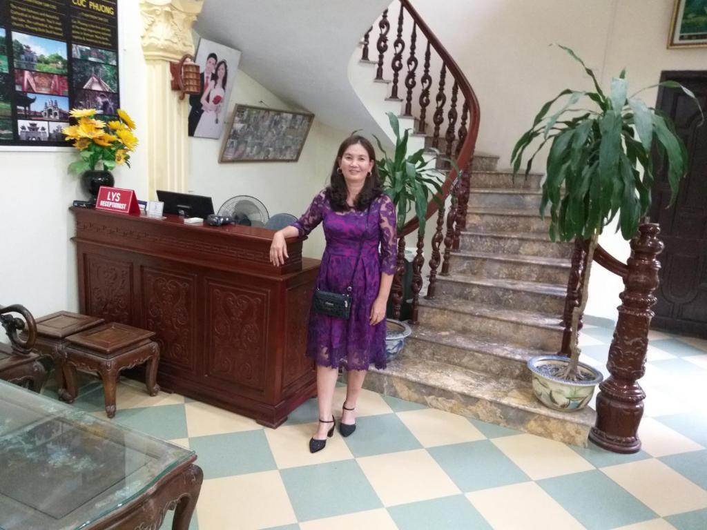 carousel image 1