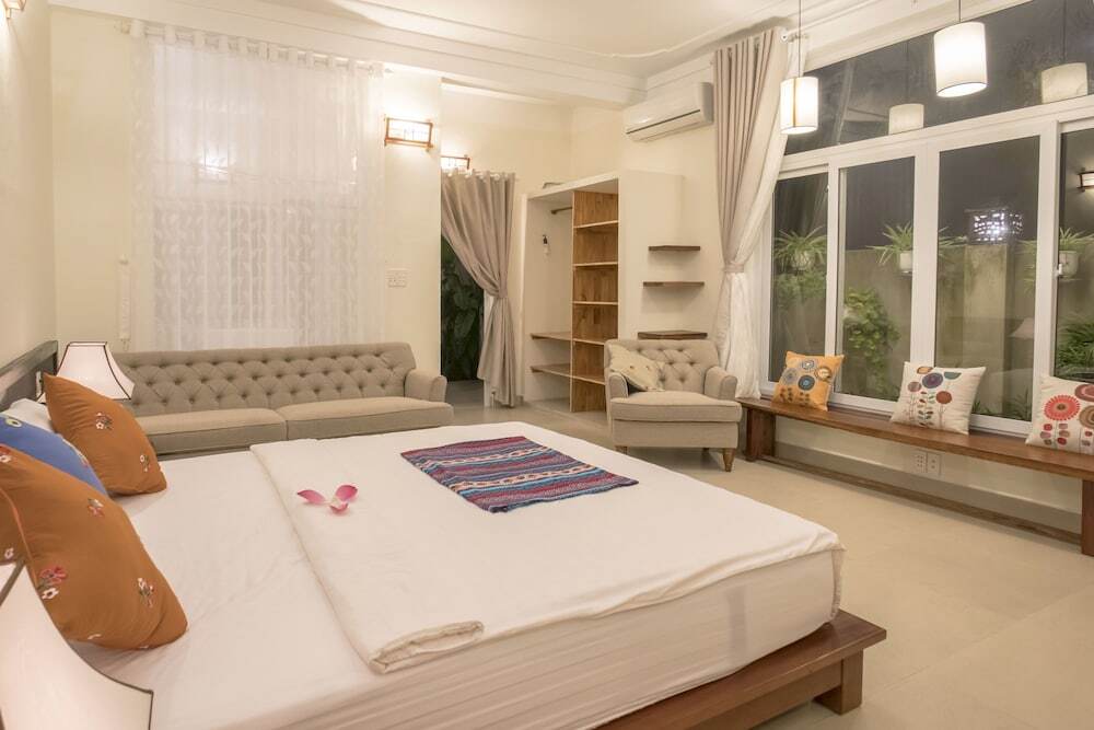 Хойан: Villa De Van