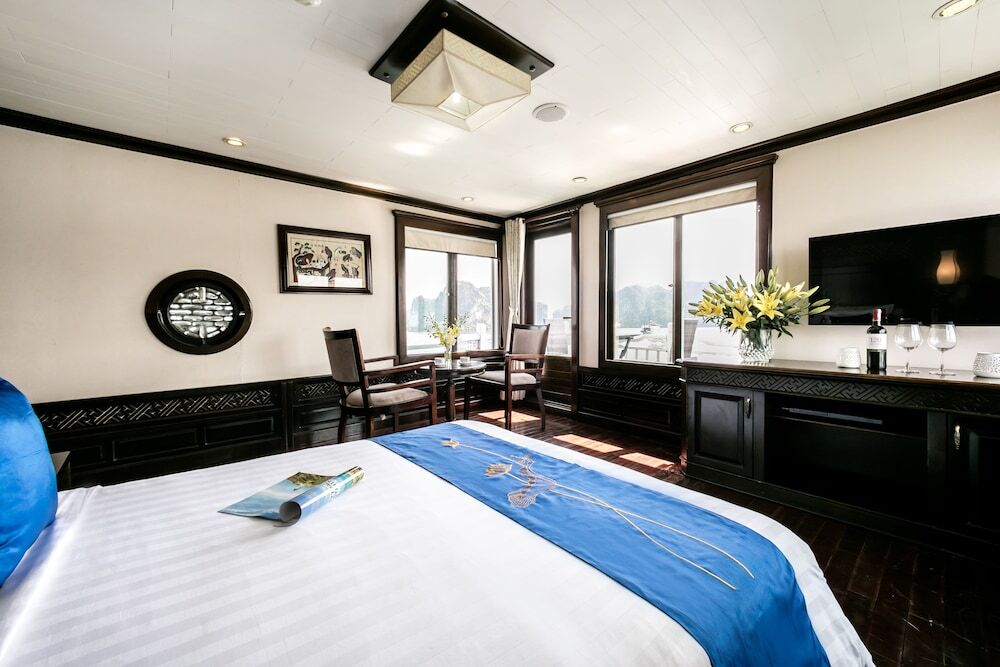 Халонг: Gray Line Private Luxury Cruise