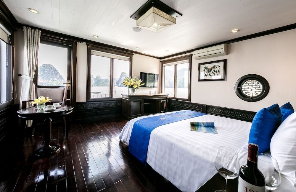 Халонг: Gray Line Private Luxury Cruise