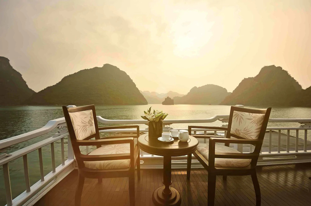 Халонг: Gray Line Private Luxury Cruise